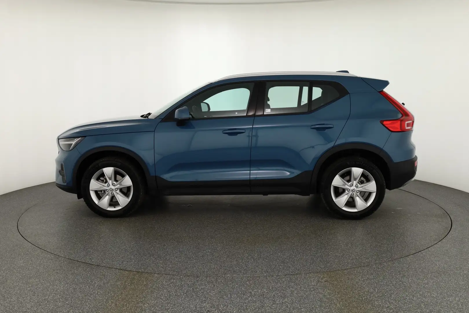 Volvo XC40 B3 Core mHEV Aut. LED Navi Kamera Bleu - 2