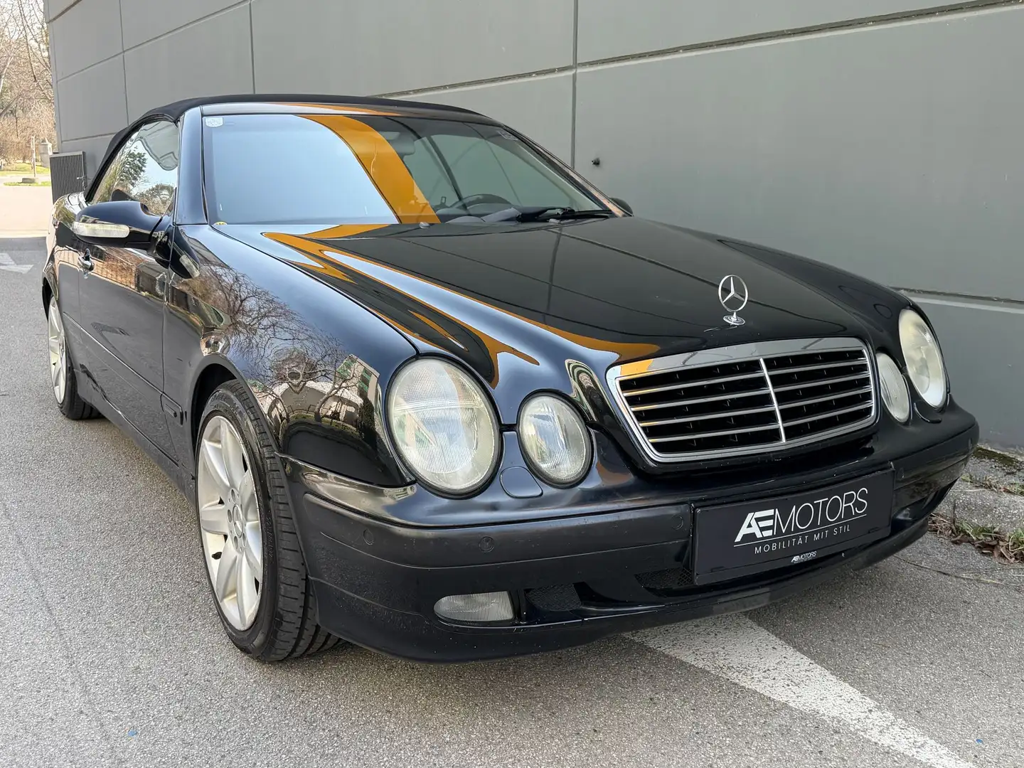 Mercedes-Benz CLK 320 *TEMPOMAT*KLIMA*LEDER*ANDROID*KREDIT MÖGLICH* Schwarz - 2