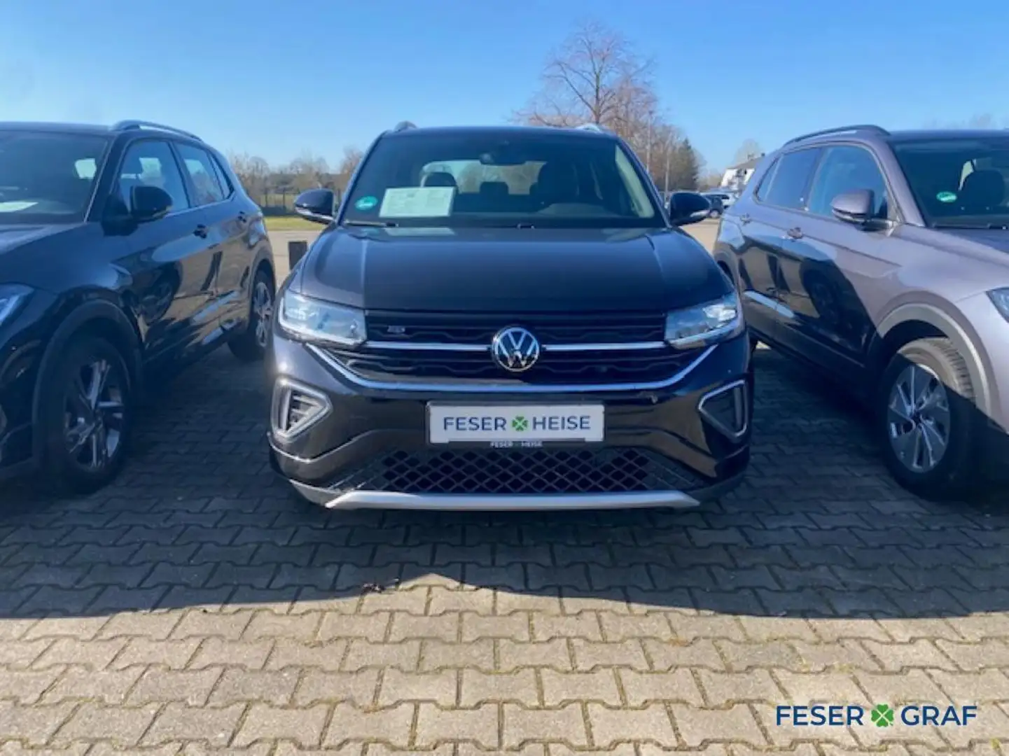Volkswagen T-Cross 1.0 TSI R-Line DSG*Navi*RearView*SHZ Schwarz - 2