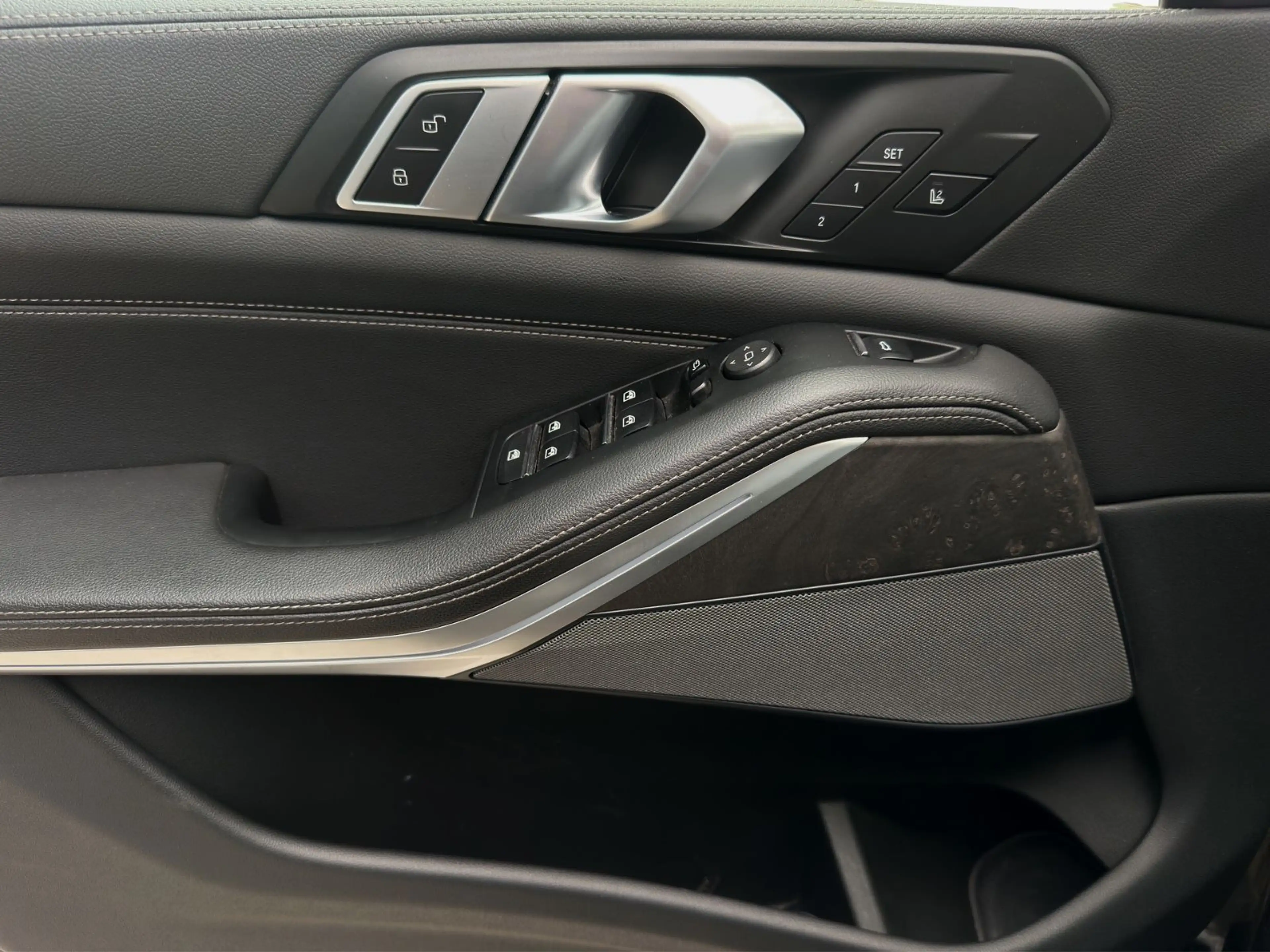 BMW X5 xDrive40i M Sport°LASER°PANO°MASS°HUD°H&K°LUF — photo 13