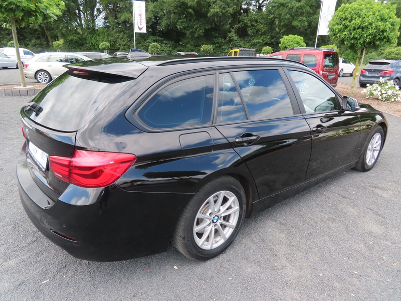 BMW 320 3 Touring 320 d Advantage  Autom. Leder Navi — photo 9