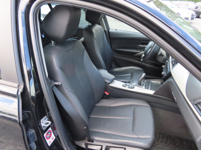 BMW 320 3 Touring 320 d Advantage  Autom. Leder Navi — photo 13