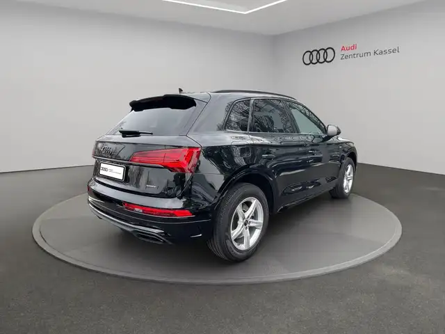 Audi Q5 view 7