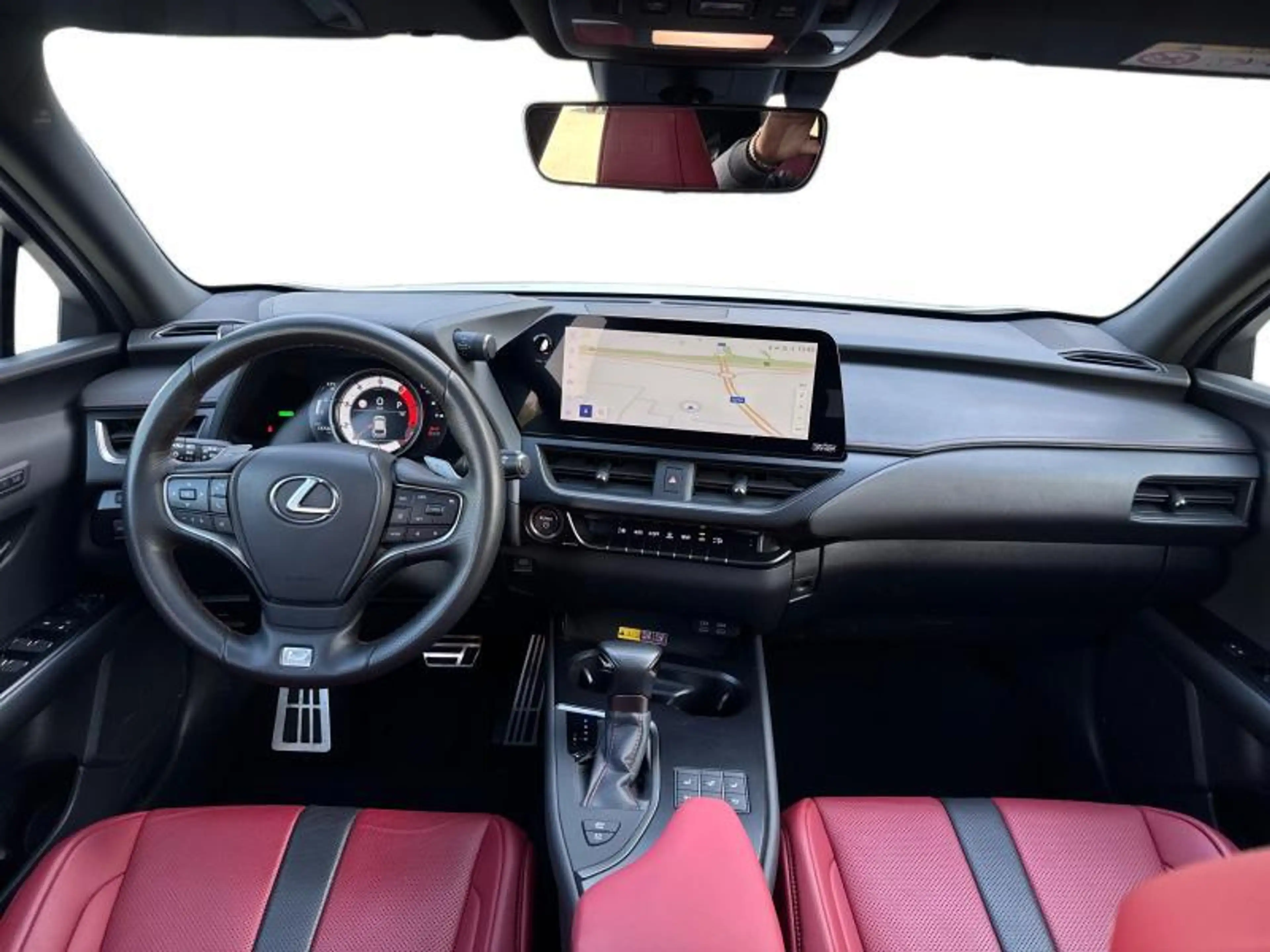 Lexus UX 250h 184hp HEV F-Sport Line | 360° Camera | camera — photo 7