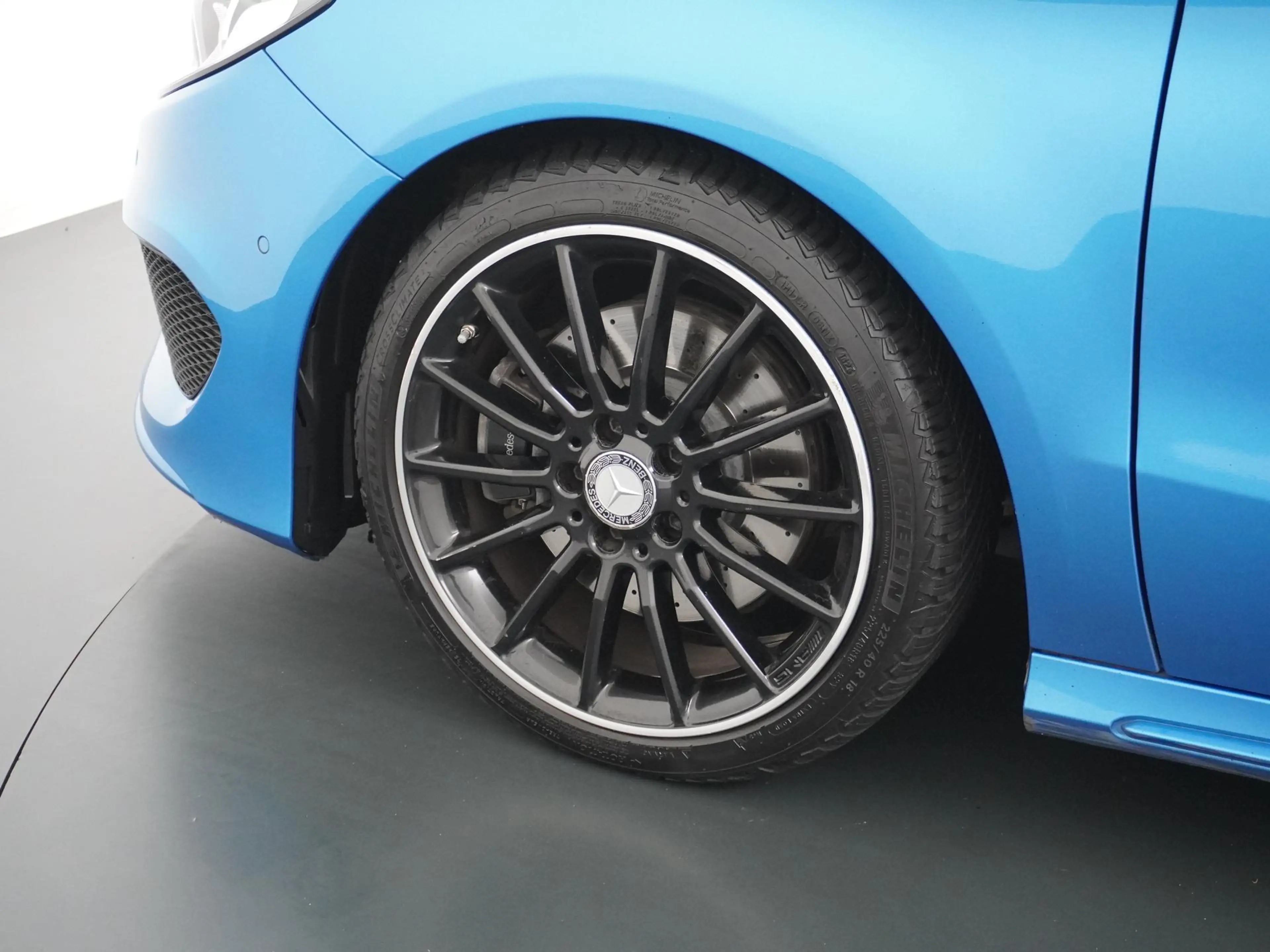 Mercedes-Benz B 250 4Matic Prestige AMG Styling Trekhaak 1500 KG Leder — photo 14