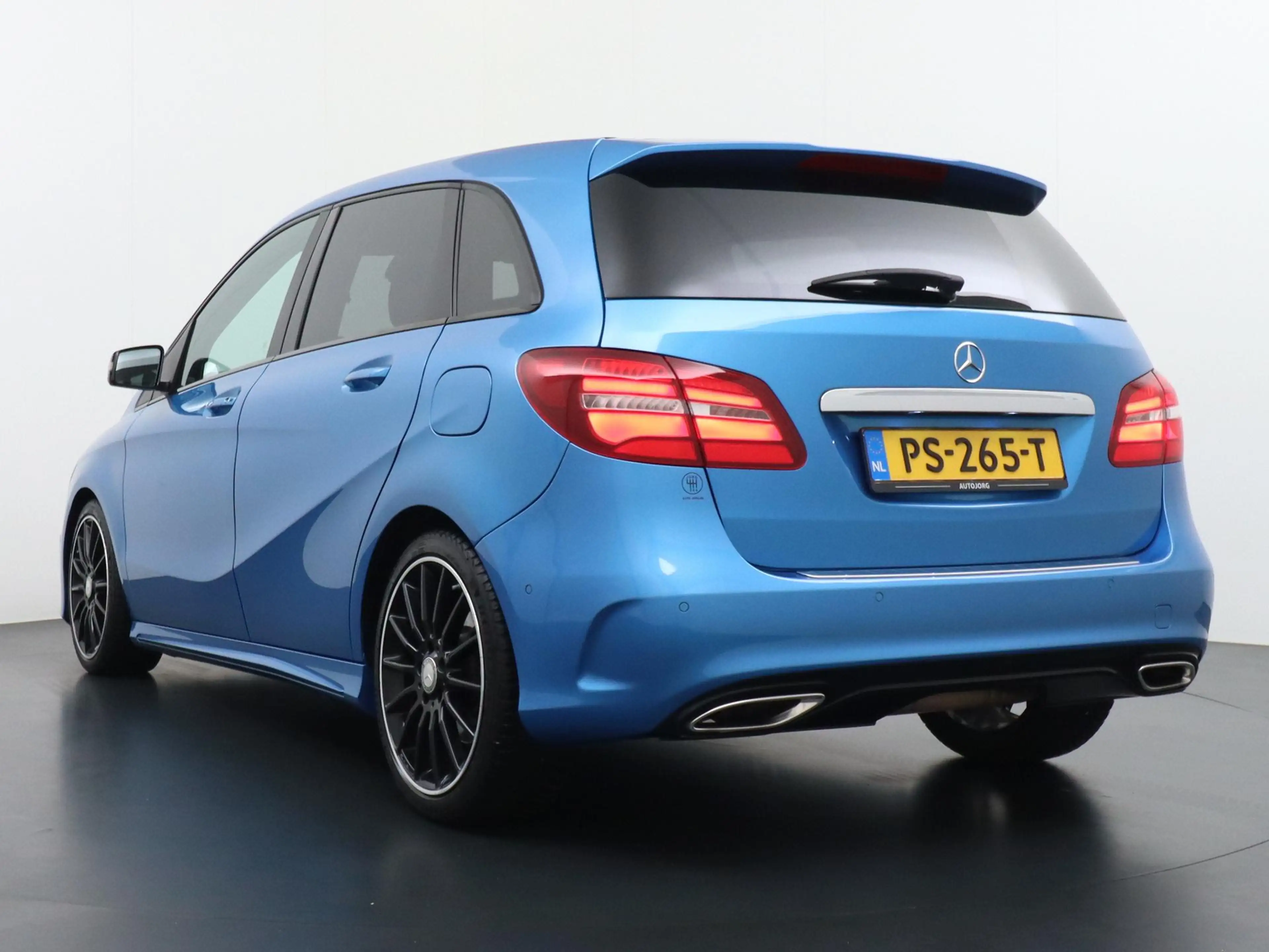 Mercedes-Benz B 250 4Matic Prestige AMG Styling Trekhaak 1500 KG Leder — photo 2
