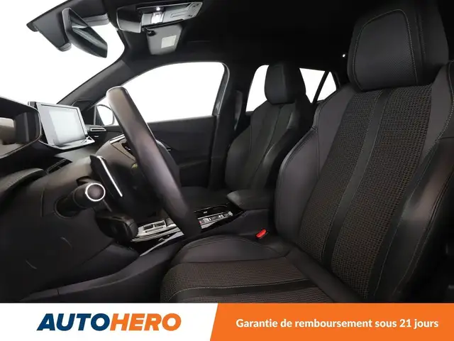 Peugeot 2008 view 10