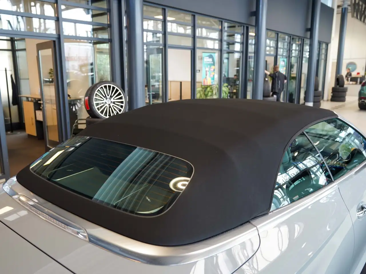 Mercedes-Benz CLE 220 CLE 220 d Cabrio AMG Line Night Leder Sitzklima 4