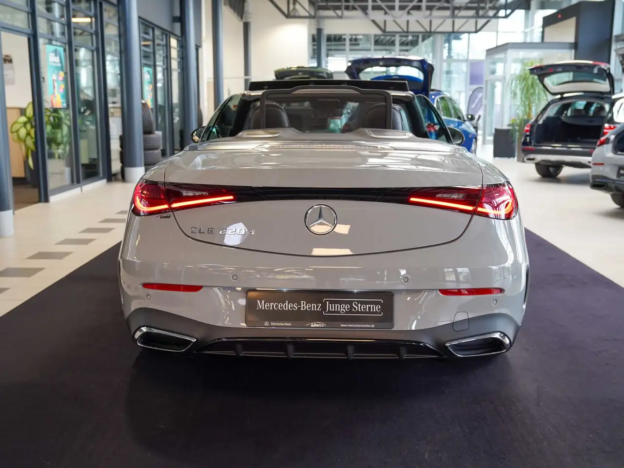 Mercedes-Benz CLE 220 CLE 220 d Cabrio AMG Line Night Leder Sitzklima 5