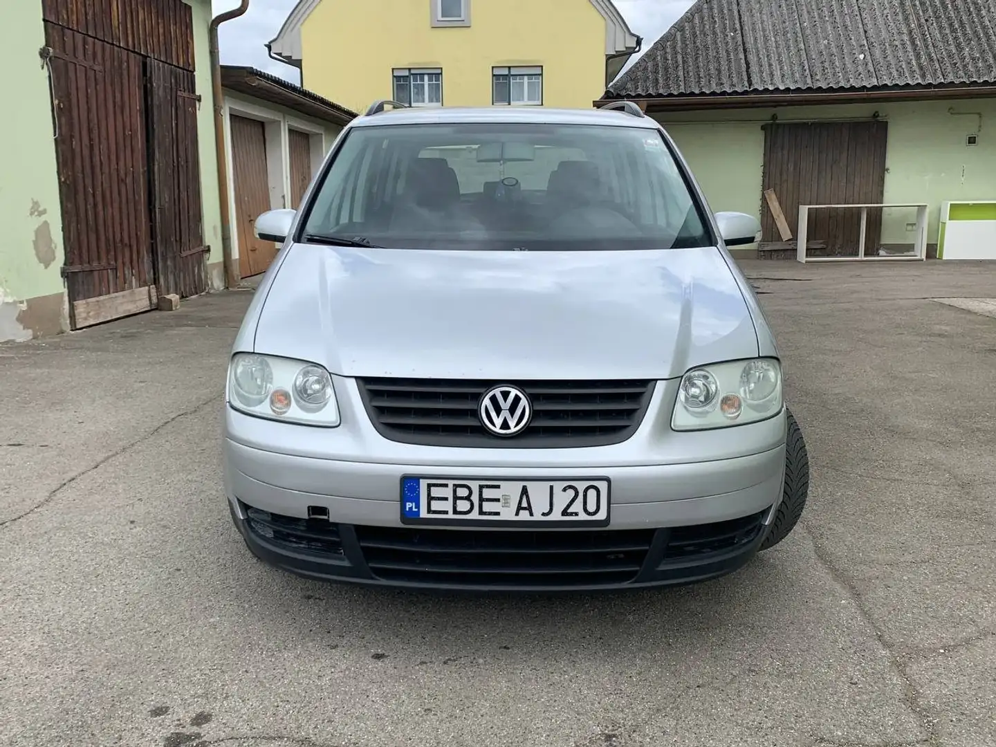 Volkswagen Touran 1.9 TDI Conceptline - 2