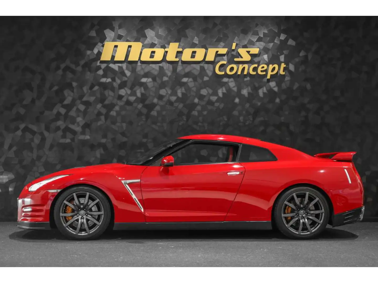 Nissan GT-R R 35 V6 Rood - 2