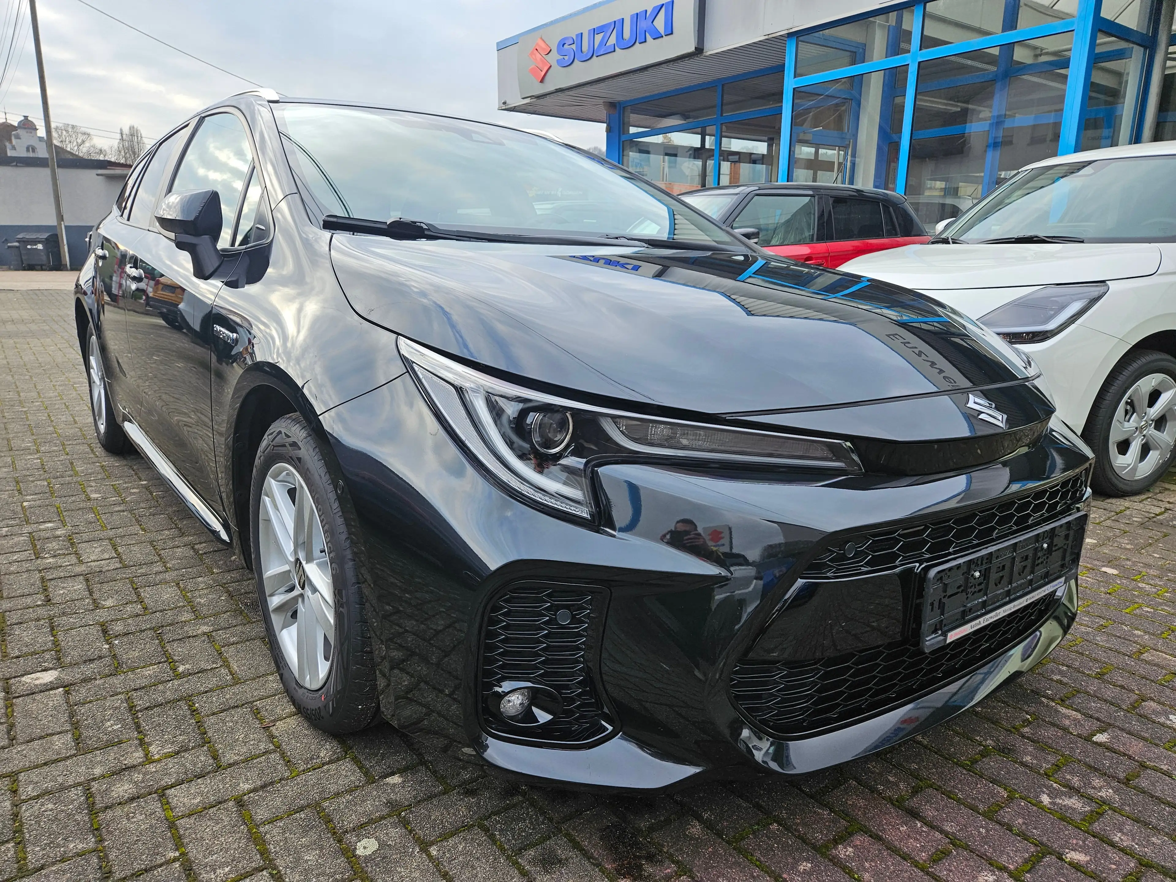 Suzuki Swace 1.8 Hybrid CVT Comfort+