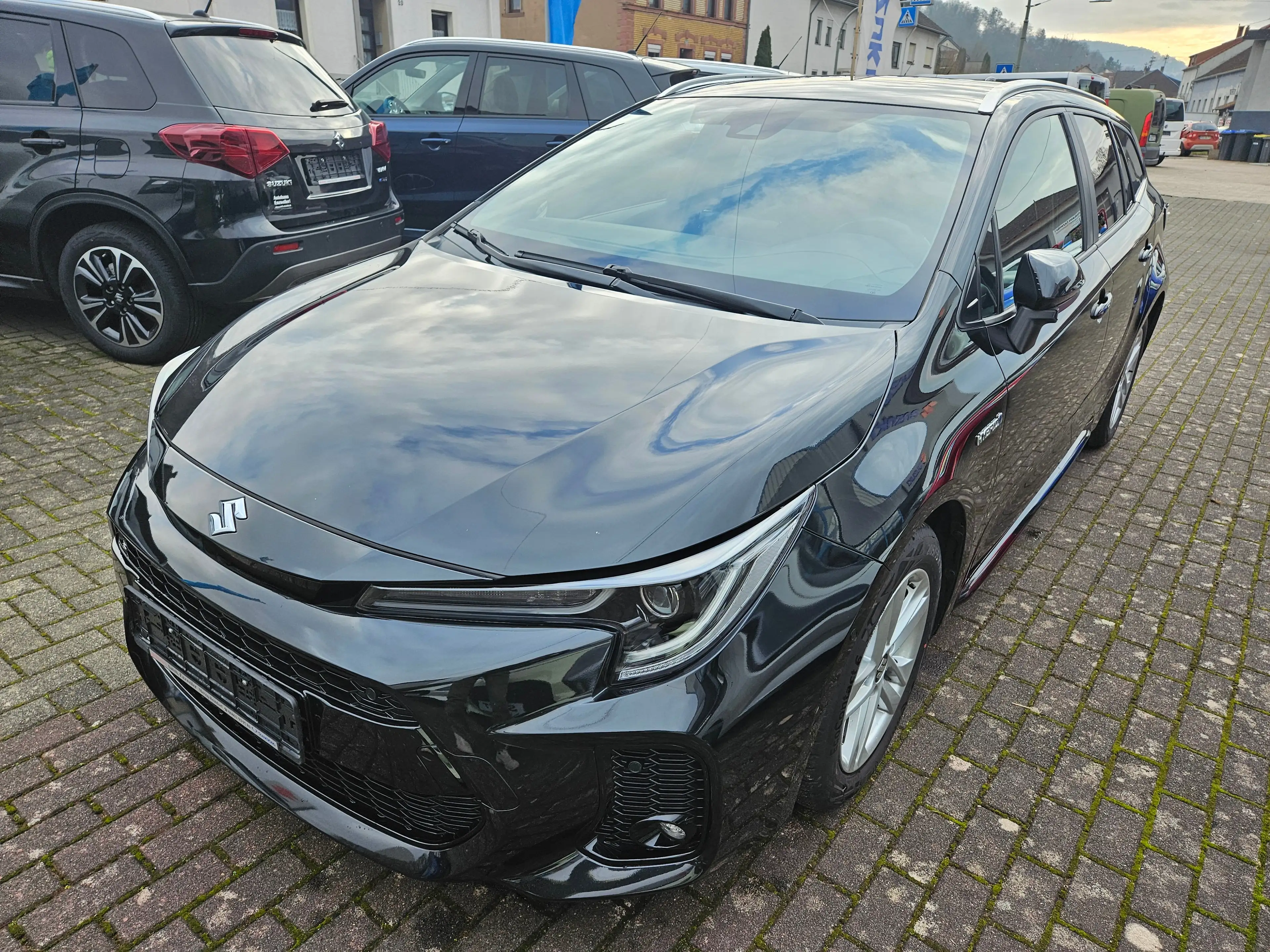 Suzuki Swace 1.8 Hybrid CVT Comfort+ — photo 3