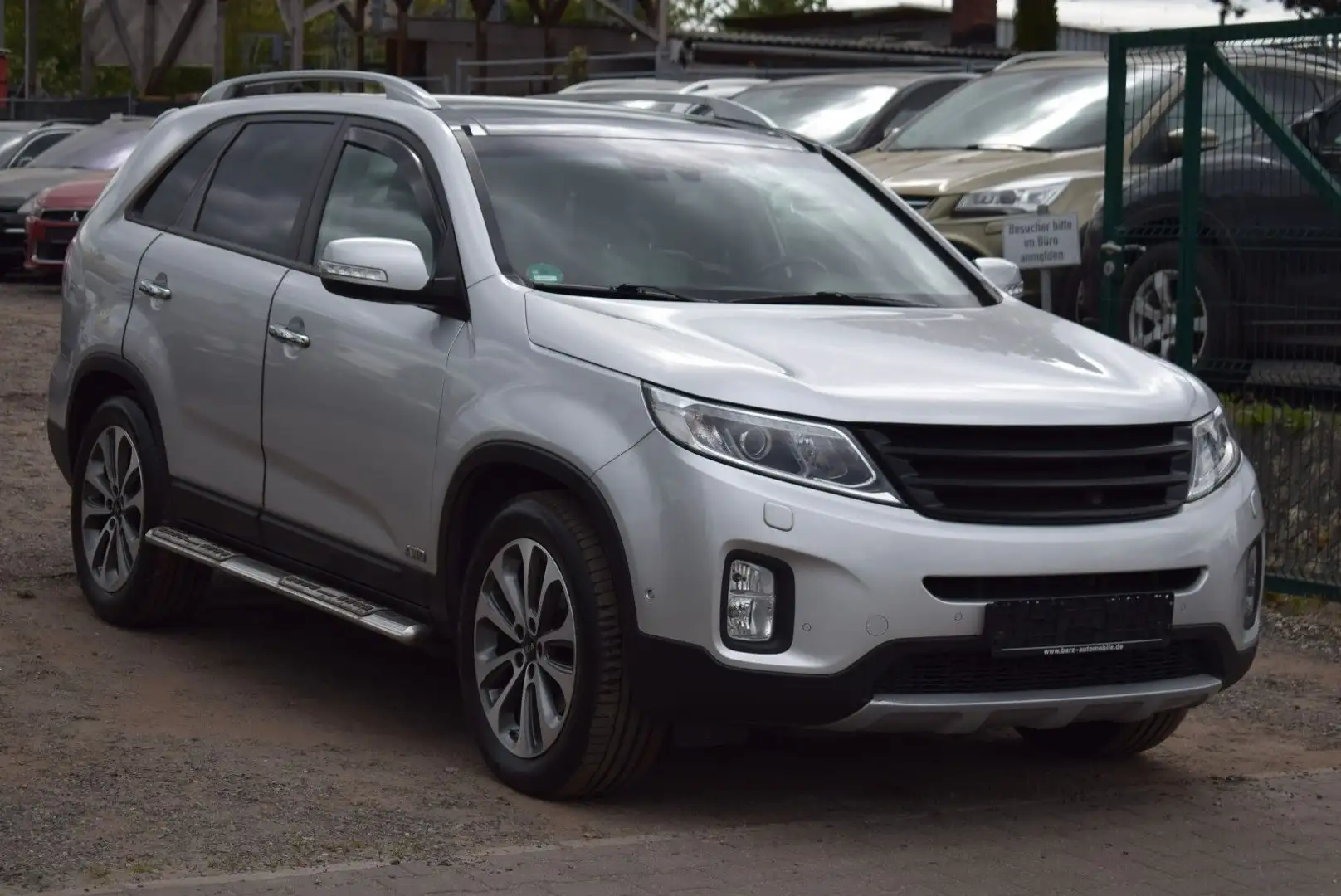 Kia Sorento Spirit 4WD AUTOM.AZV, 7 SITZE,LEDER Zilver - 2