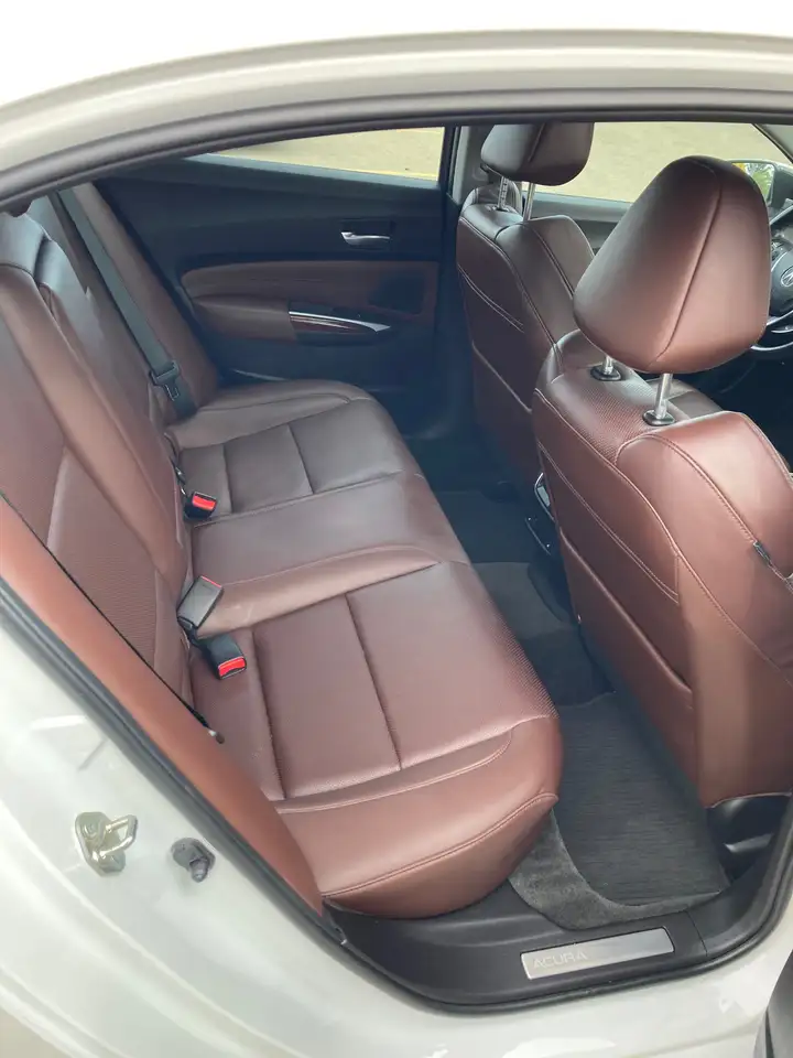 Acura TLX снимка Acura TLX
