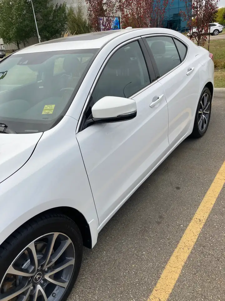Acura TLX снимка Acura TLX