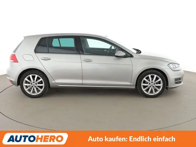 Volkswagen Golf view 7