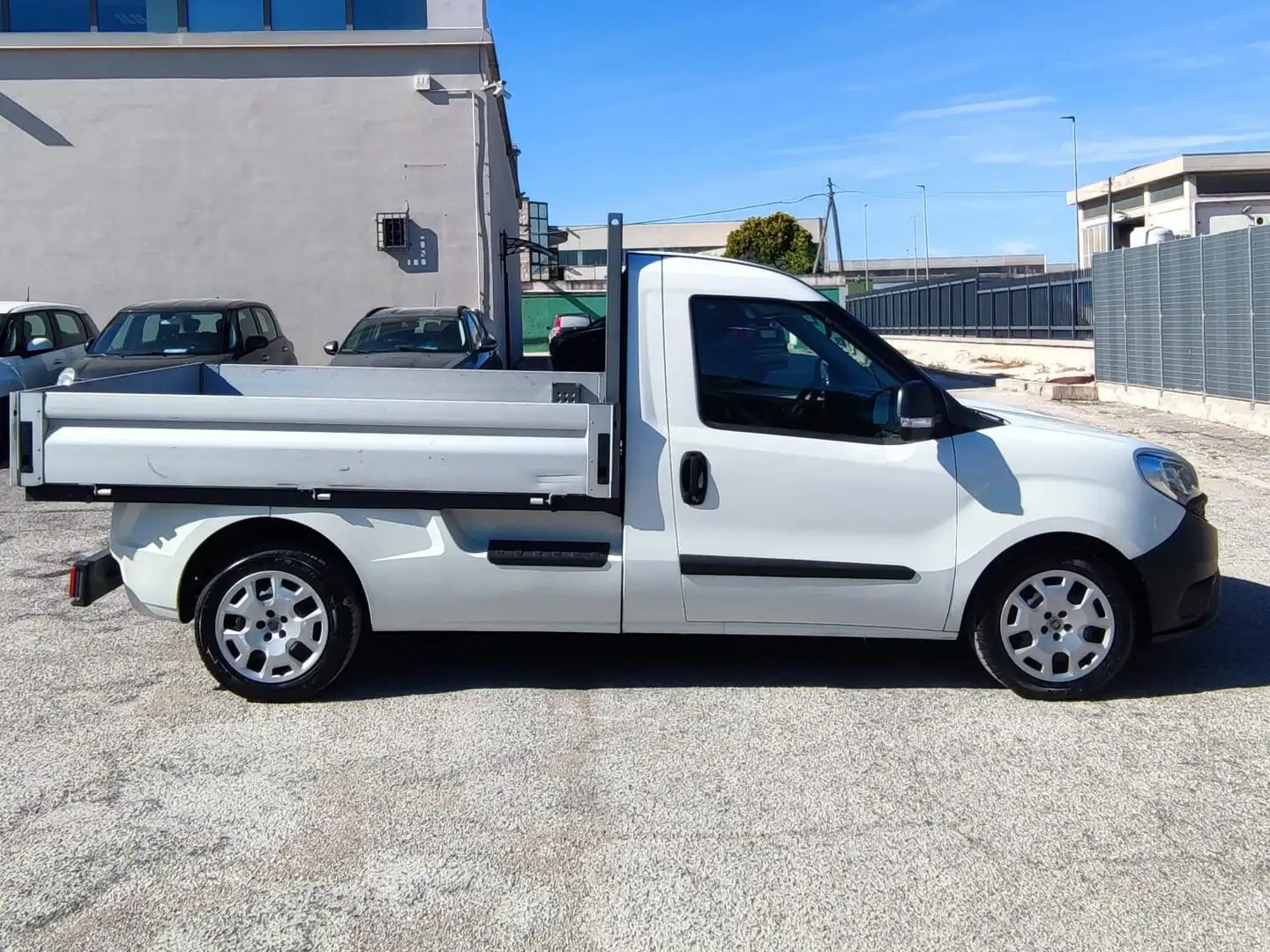 Fiat Doblo NEW WORK-UP 1.6 M-JET CASSONE 2 POSTI - 2017 Weiß - 2