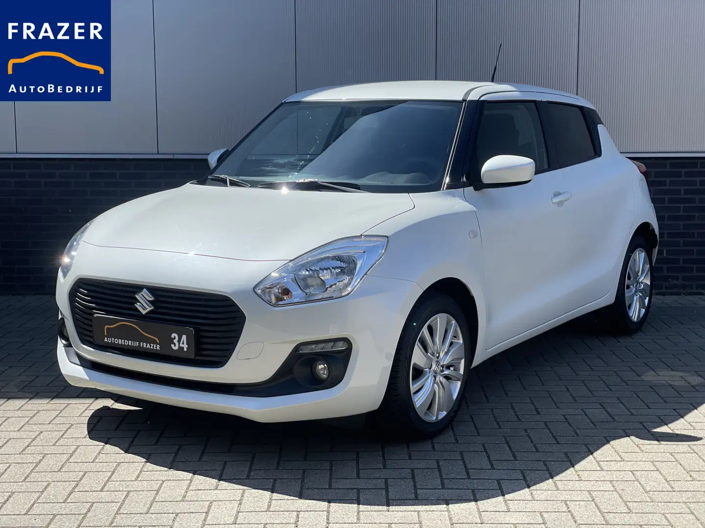 Suzuki Swift 1.2 COMFORT PLUS CARPLAY RIJKLAAR Blanc - 1