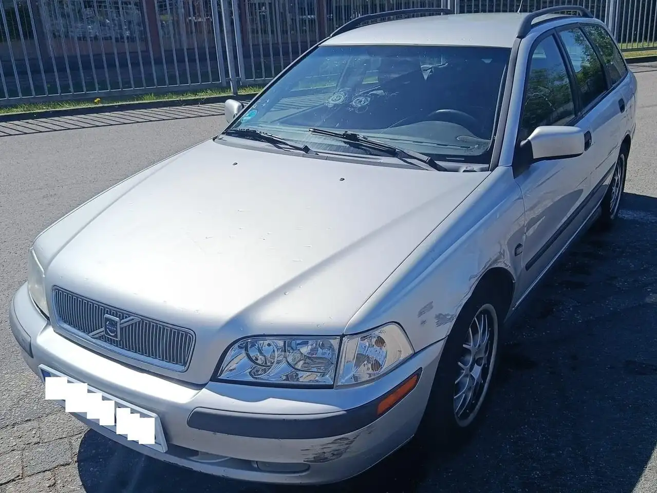 Volvo V40 2.0T, foto 2