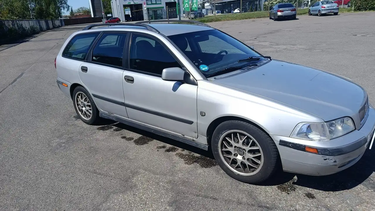 Volvo V40 2.0T, foto 4