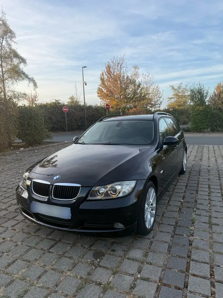 BMW 320
