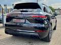 Porsche Cayenne Turbo 4.0 V8*SPORT-CHRONO*MATR*PANO*GRNT Schwarz - thumbnail 24