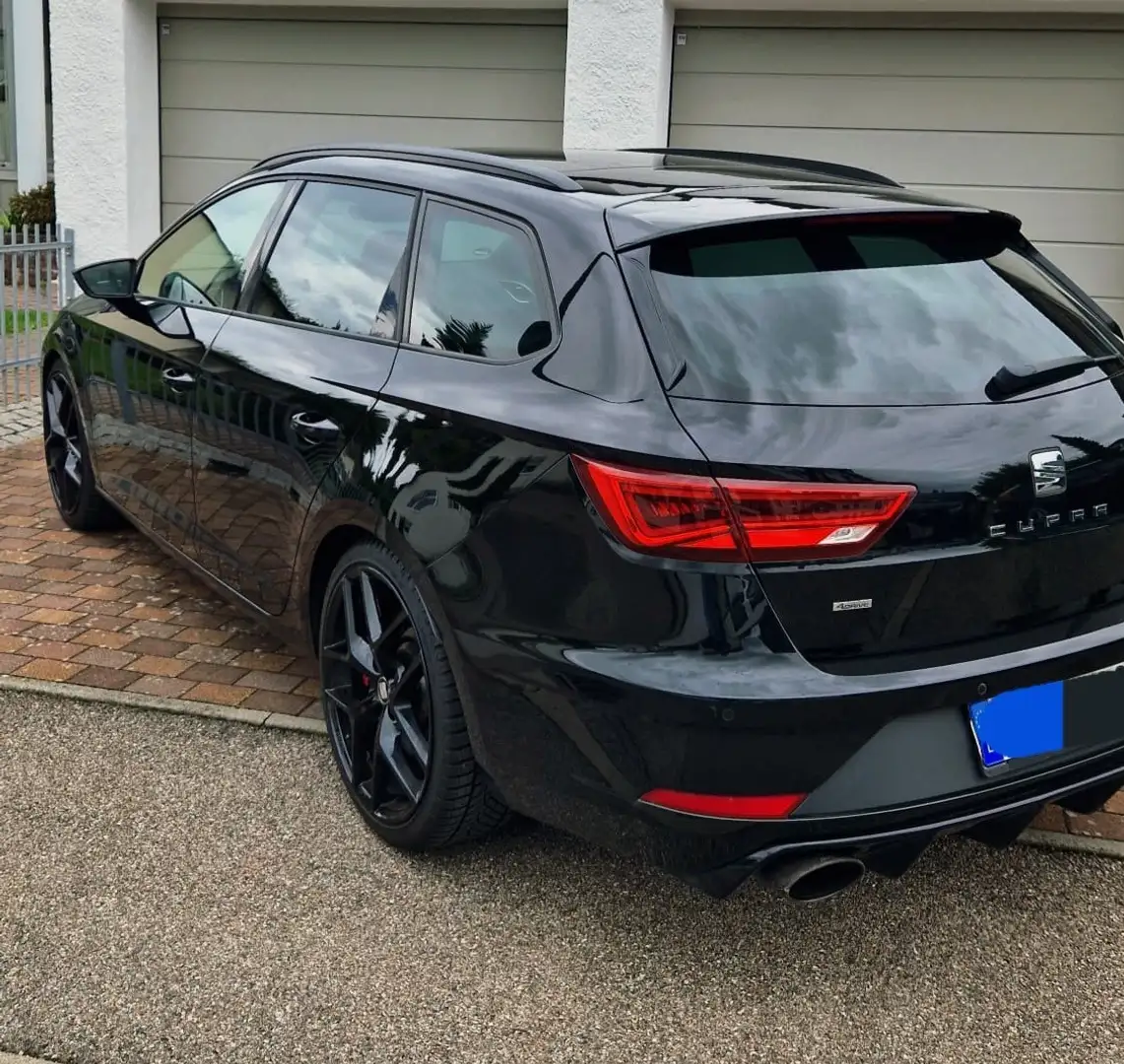 SEAT Leon Cupra 300 4Drive 2.0 TSI - Viele Extras! Schwarz - 1