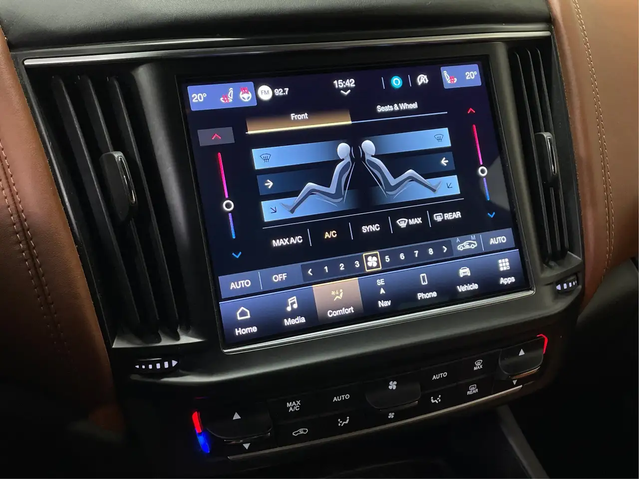 Maserati Levante снимка Maserati Levante