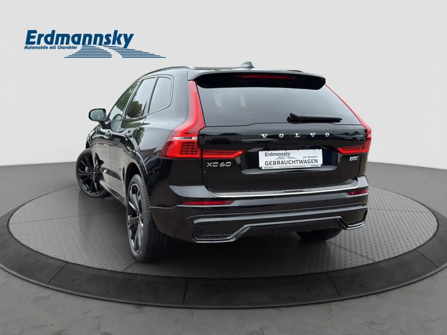 Volvo XC60 B5 AWD Ultimate Dark/AHK/PANO/LHZ/HEADUP Klima Noir - 2