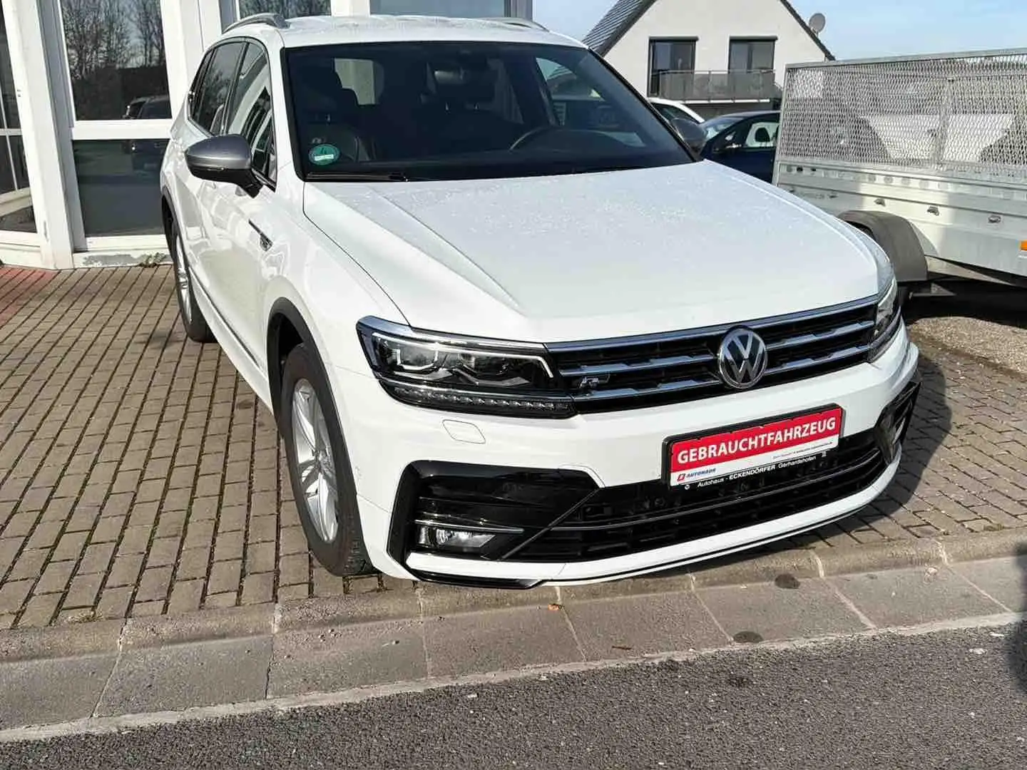 Volkswagen Tiguan Allspace 2.0 TDI Highline 4Motion*8-fach* Weiß - 1