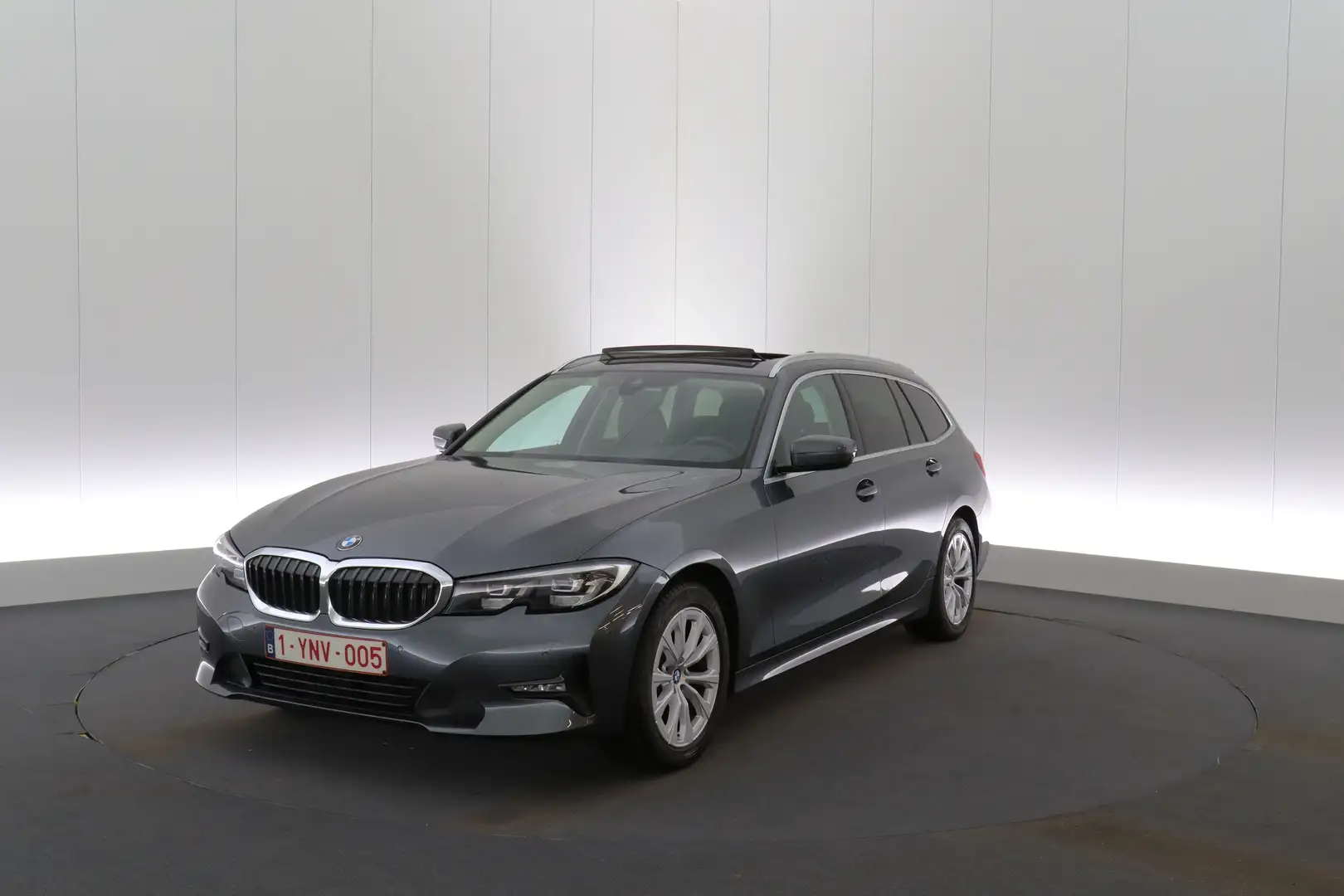 BMW 316 3 Touring 316dA Touring Business Comfort LEDER/CUI Gris - 1