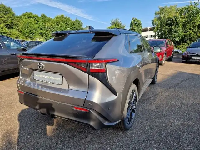 Toyota BZ4X view 8