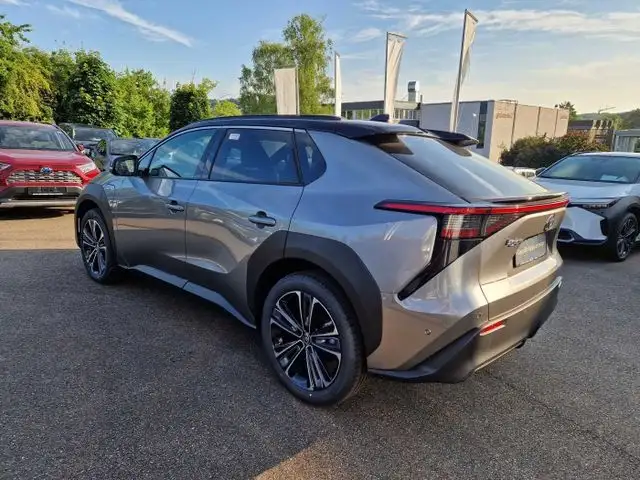 Toyota BZ4X view 3