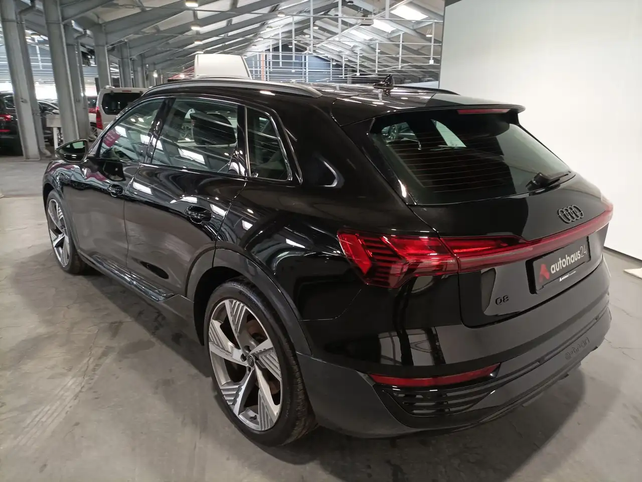 Audi Q8 e-tron 50 advanced quattro|LED|Navi|AHK|PDC 4