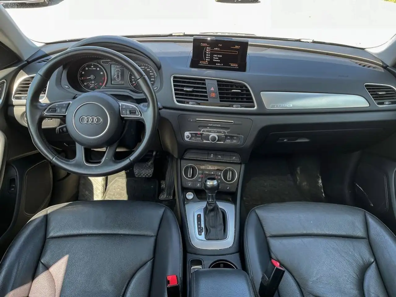 Audi Q3 photo Audi Q3