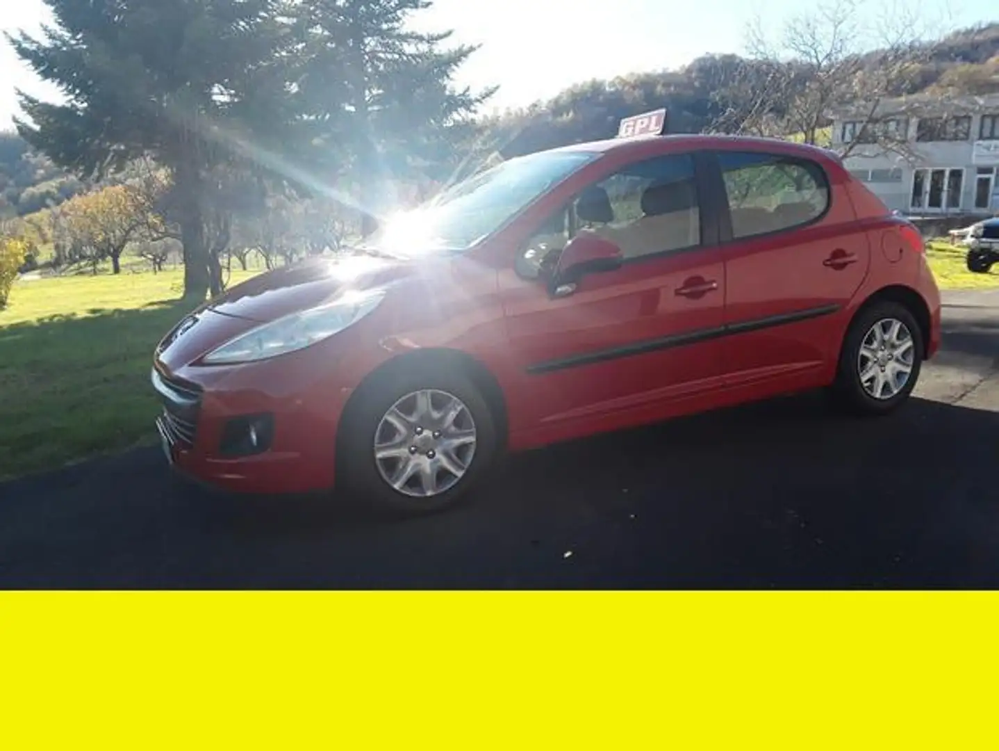 Peugeot 207 - 1