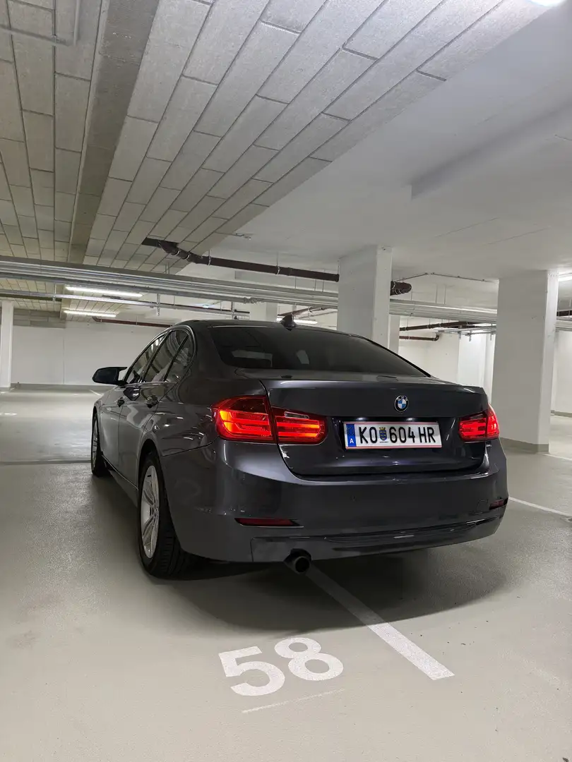 BMW 316 F30 Sportline/Xenon/CarPlay Grau - 2