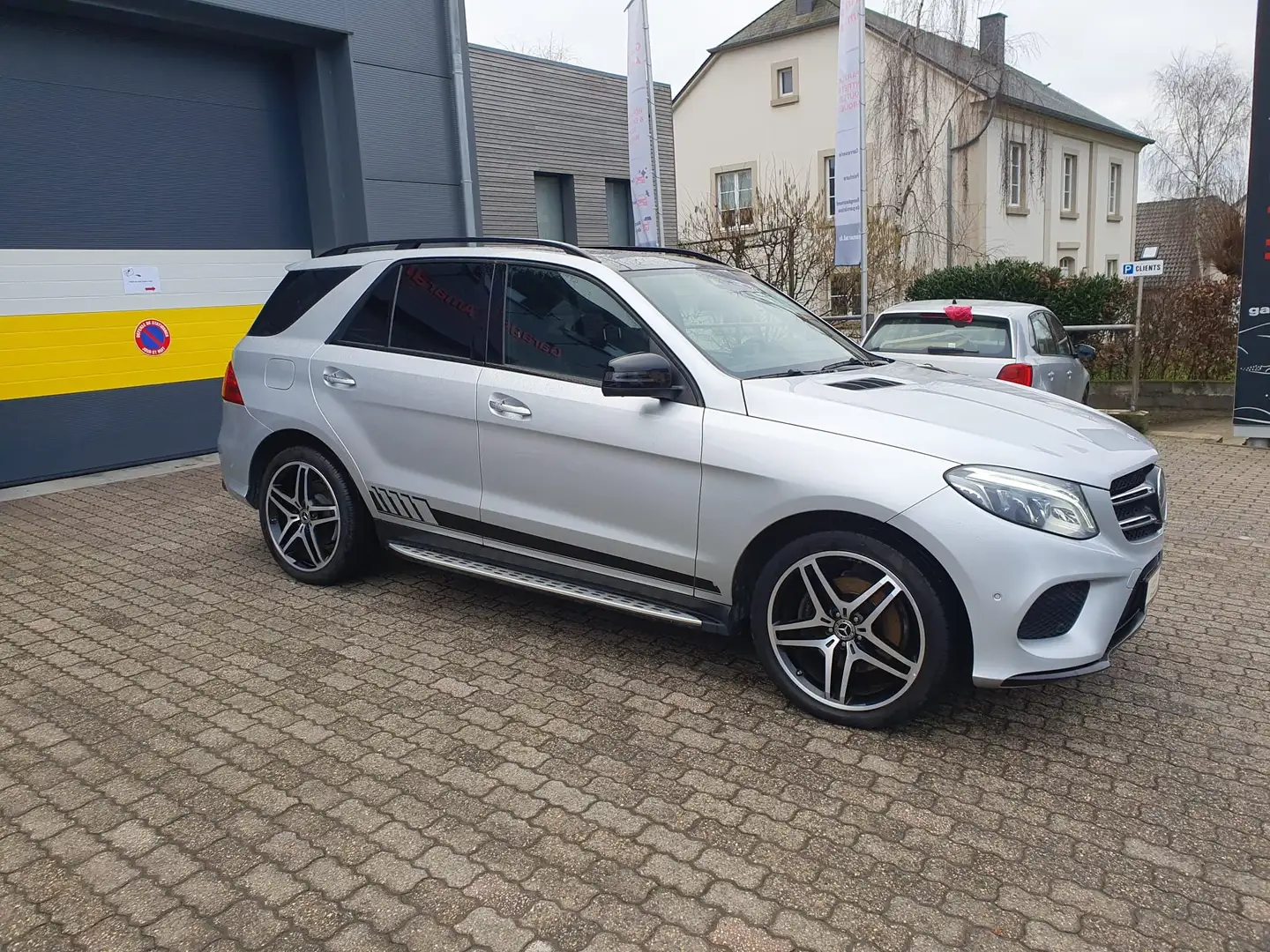 Mercedes-Benz GLE 350 MERCEDES 350D GLE 4MATIC Argent - 1