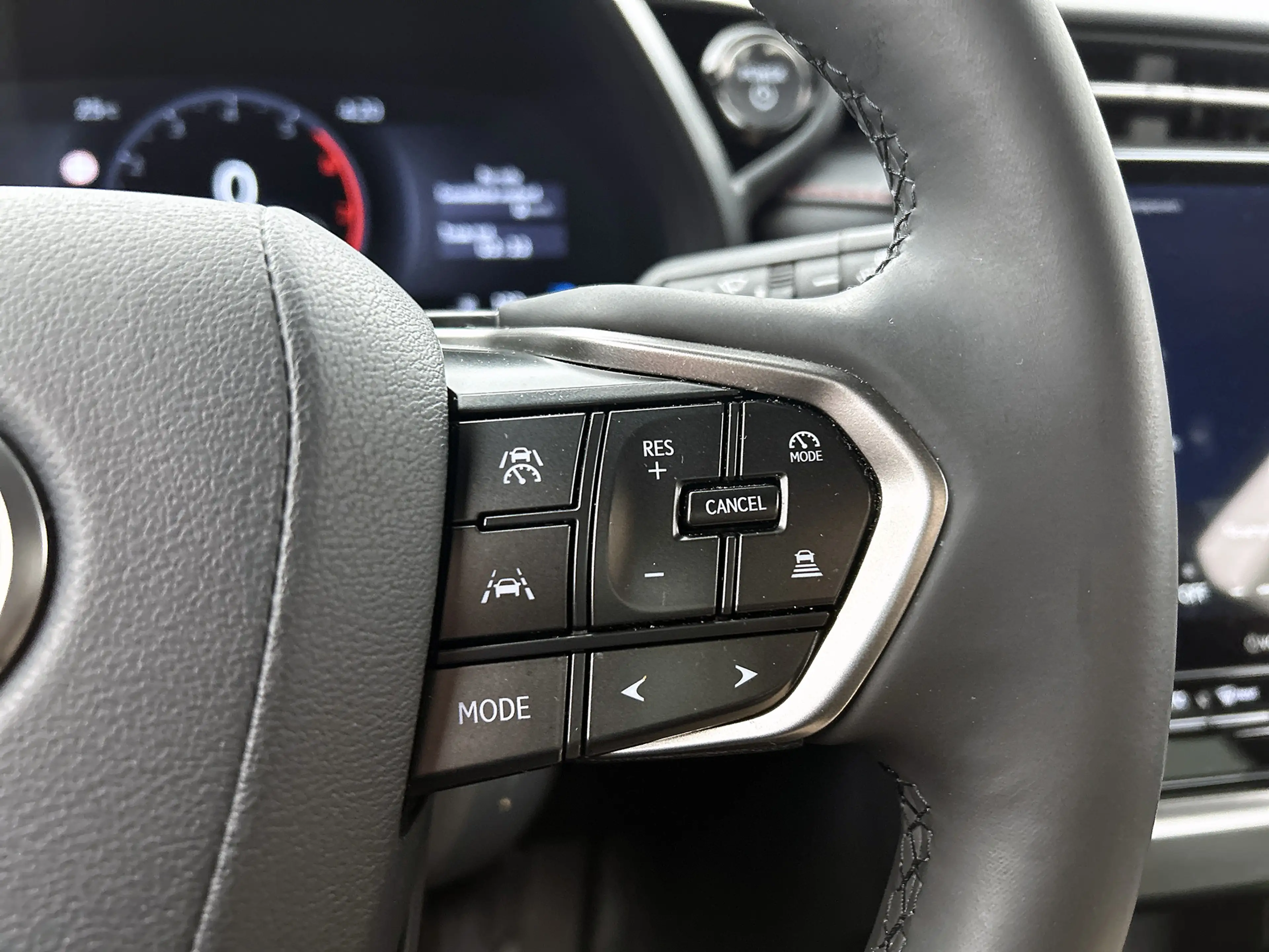 Lexus LBX Emotion 2WD | Tech Pack | Bi-Tone | Lexus Link + | — photo 15