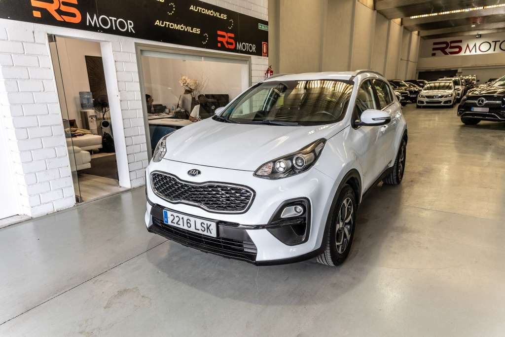 Kia Sportage 1.6 MHEV Business DCT 4x4 136 - foto 1