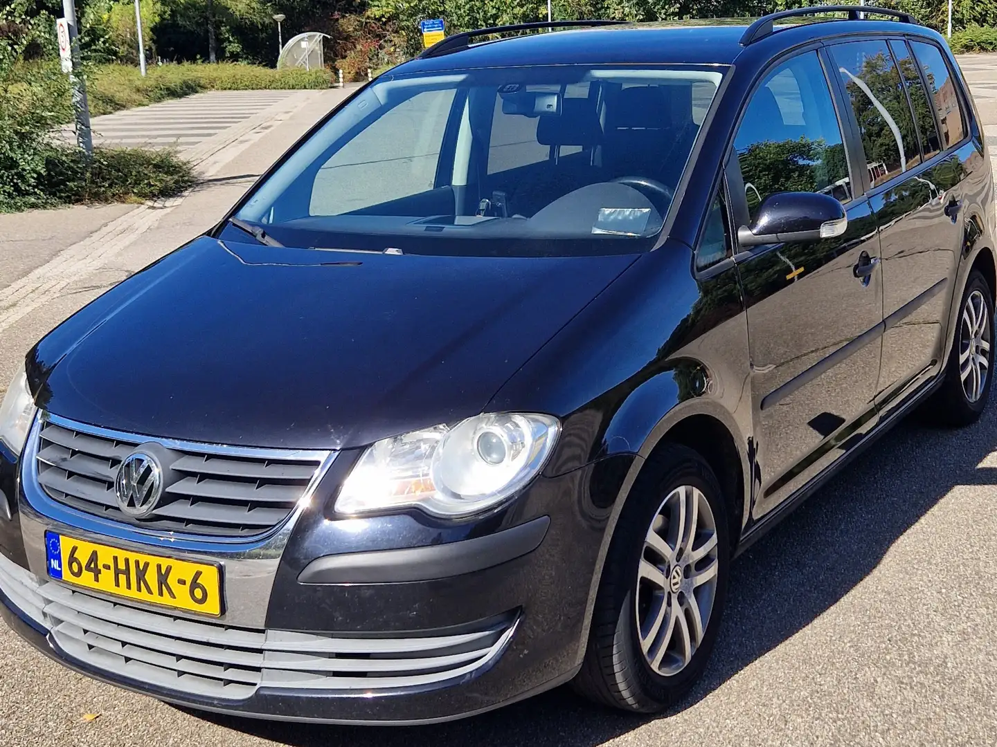 Volkswagen Touran Touran 1.4 TSI Trendline Zwart - 1