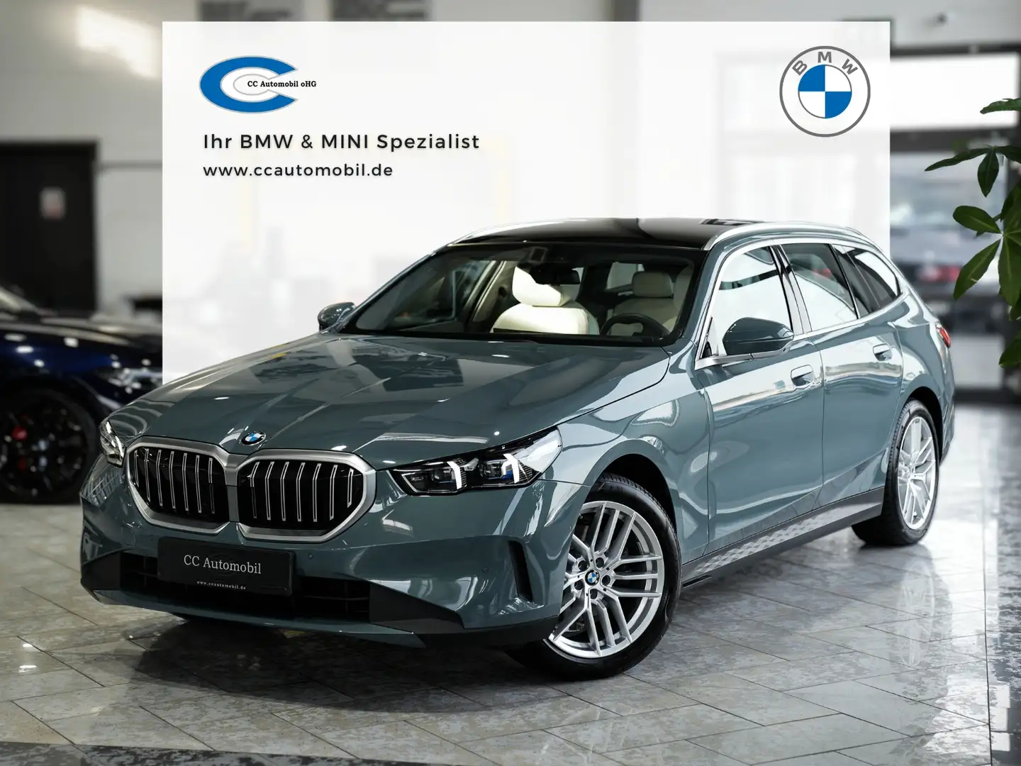 BMW 520 520d Touring Panorama Belüftung Leder Harman Grün - 1