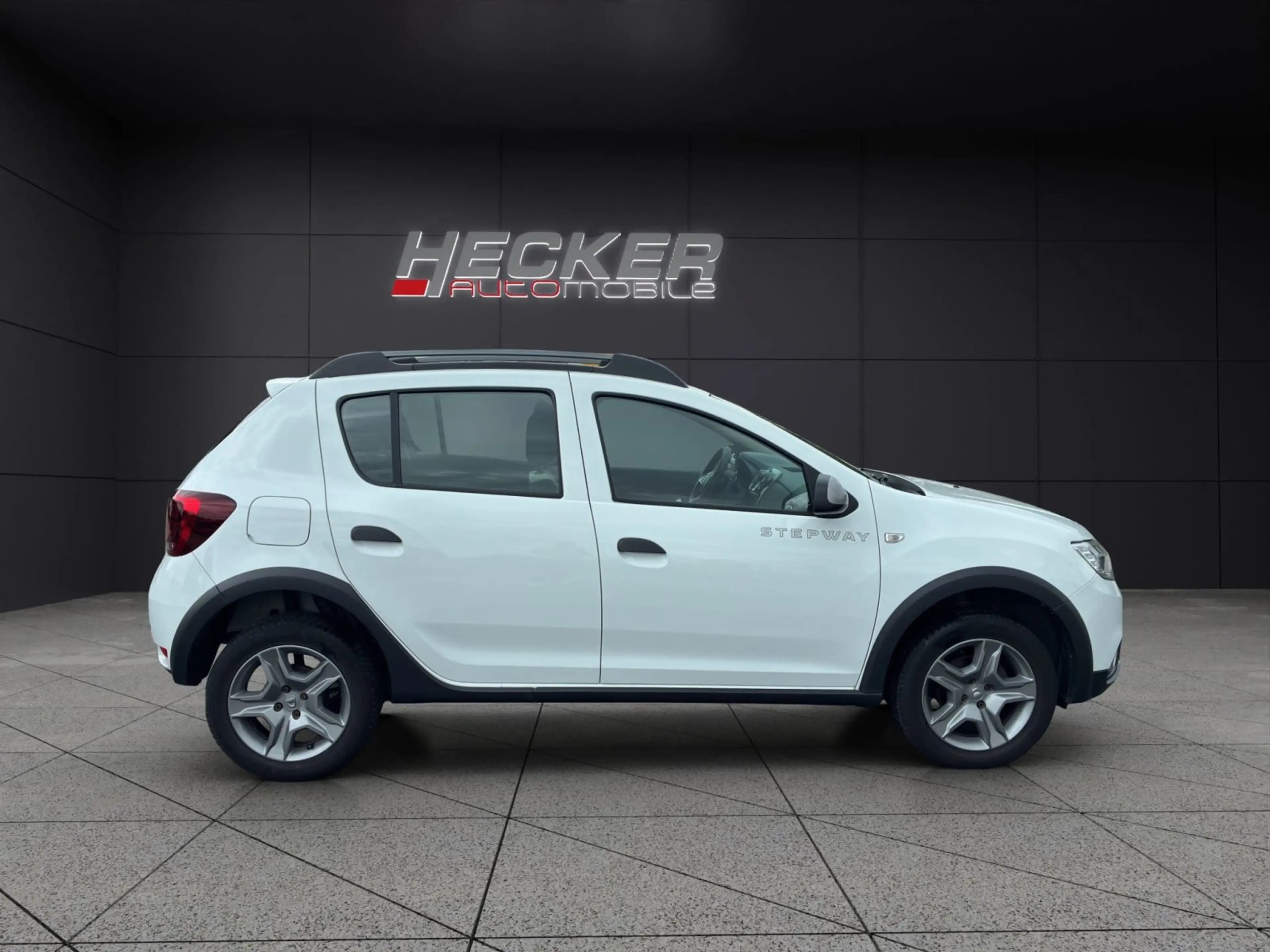 Dacia Sandero II 0.9 TCe 90 eco² Stepway Prestige — photo 7