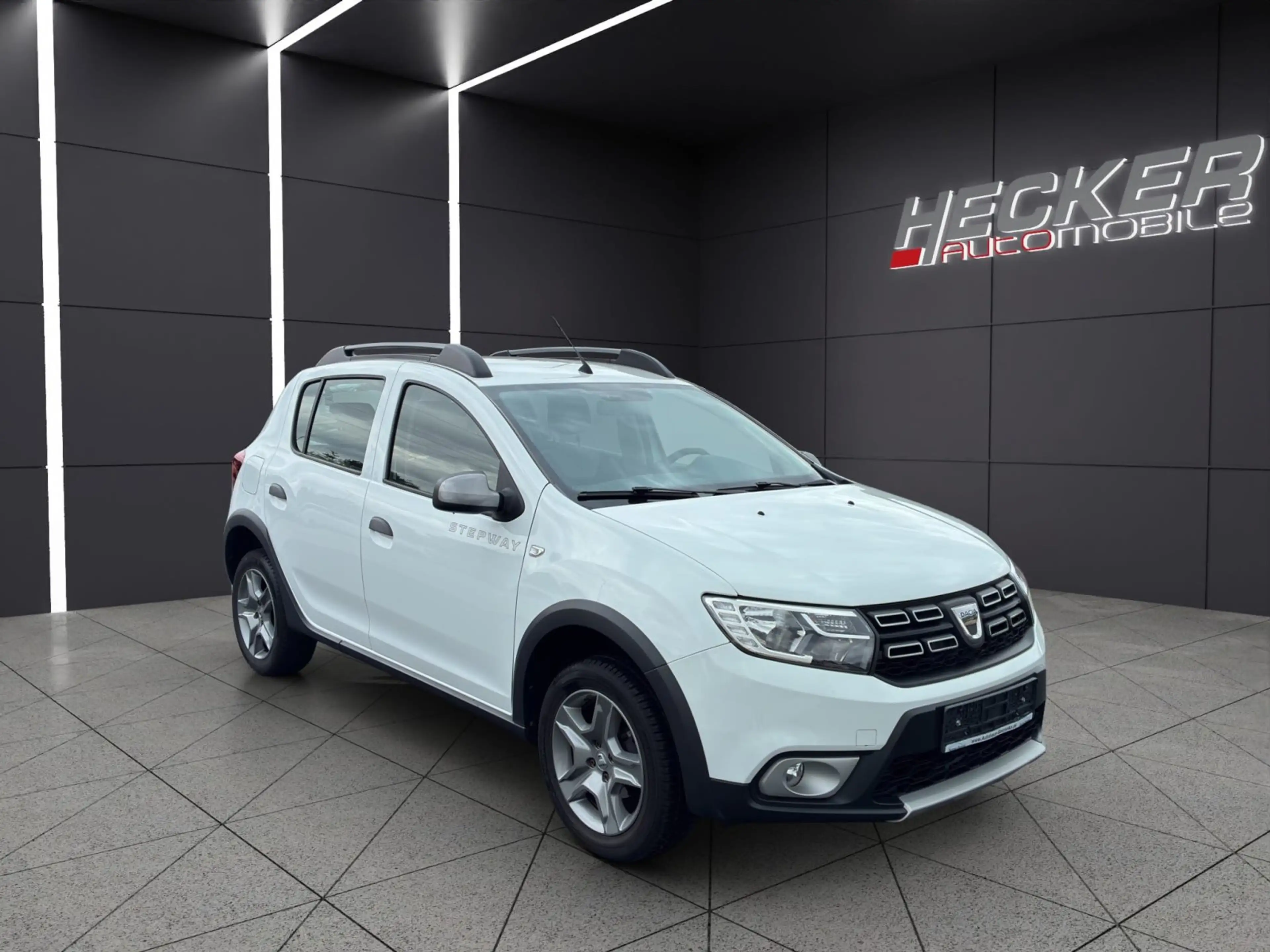 Dacia Sandero II 0.9 TCe 90 eco² Stepway Prestige — photo 8