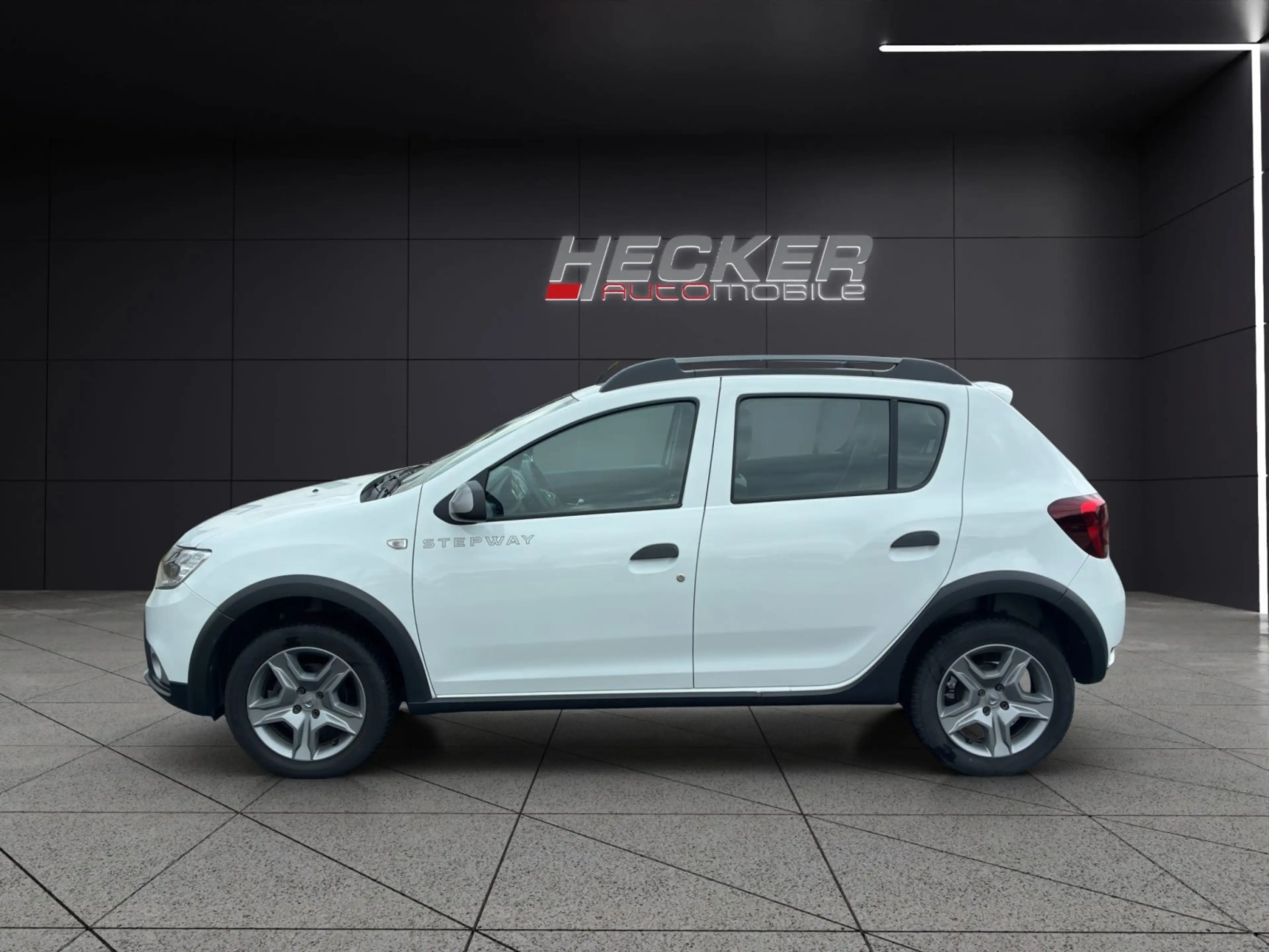 Dacia Sandero II 0.9 TCe 90 eco² Stepway Prestige — photo 3