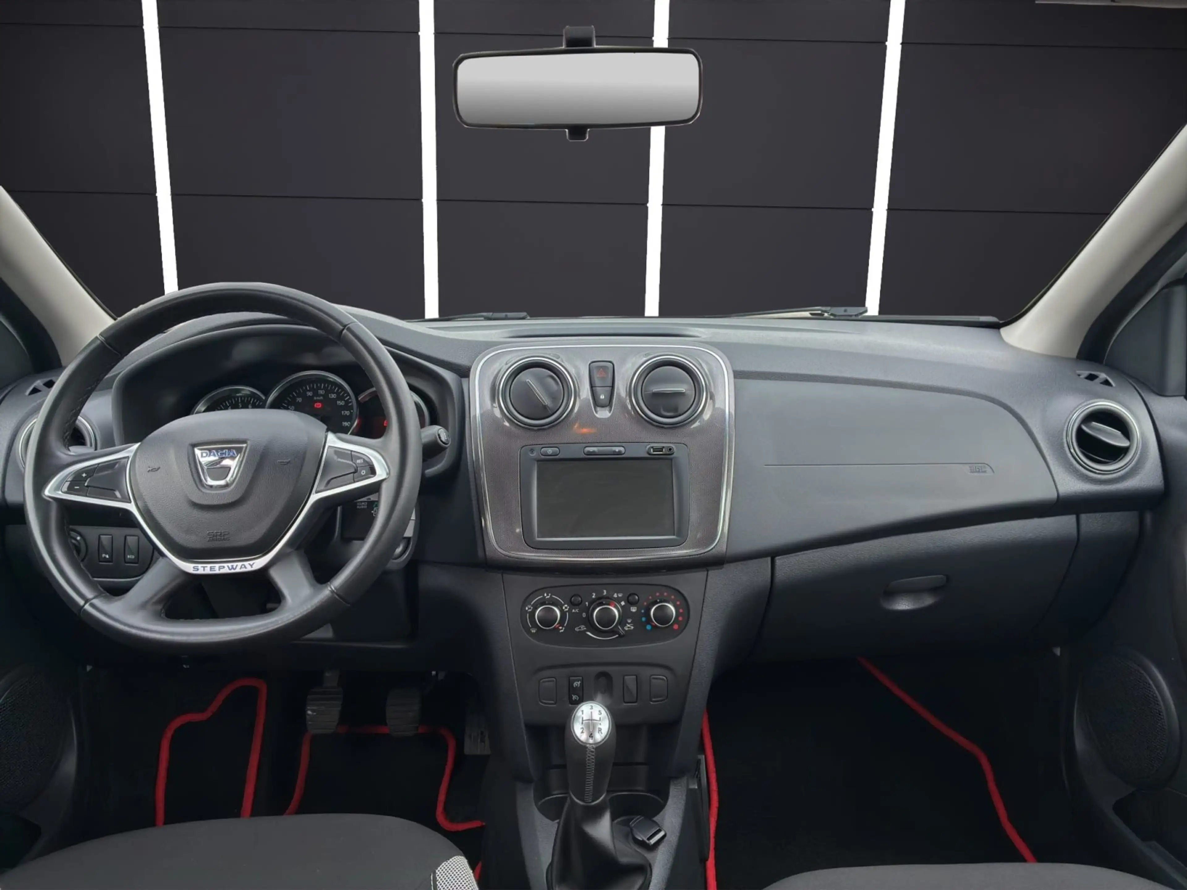 Dacia Sandero II 0.9 TCe 90 eco² Stepway Prestige — photo 14
