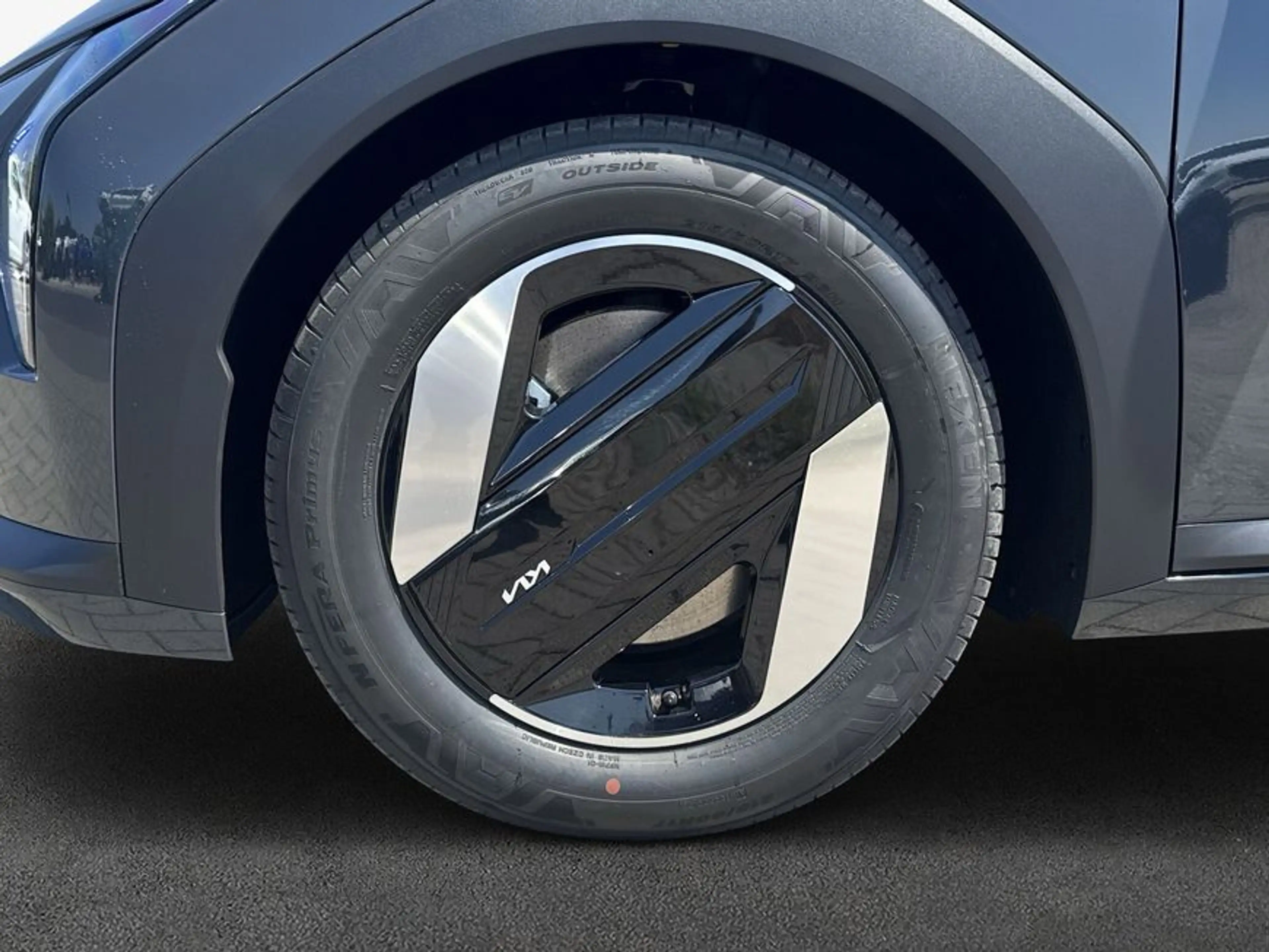 Kia EV4 81,4-kWh Earth 150 kW, 5-türig (Strom) — photo 8