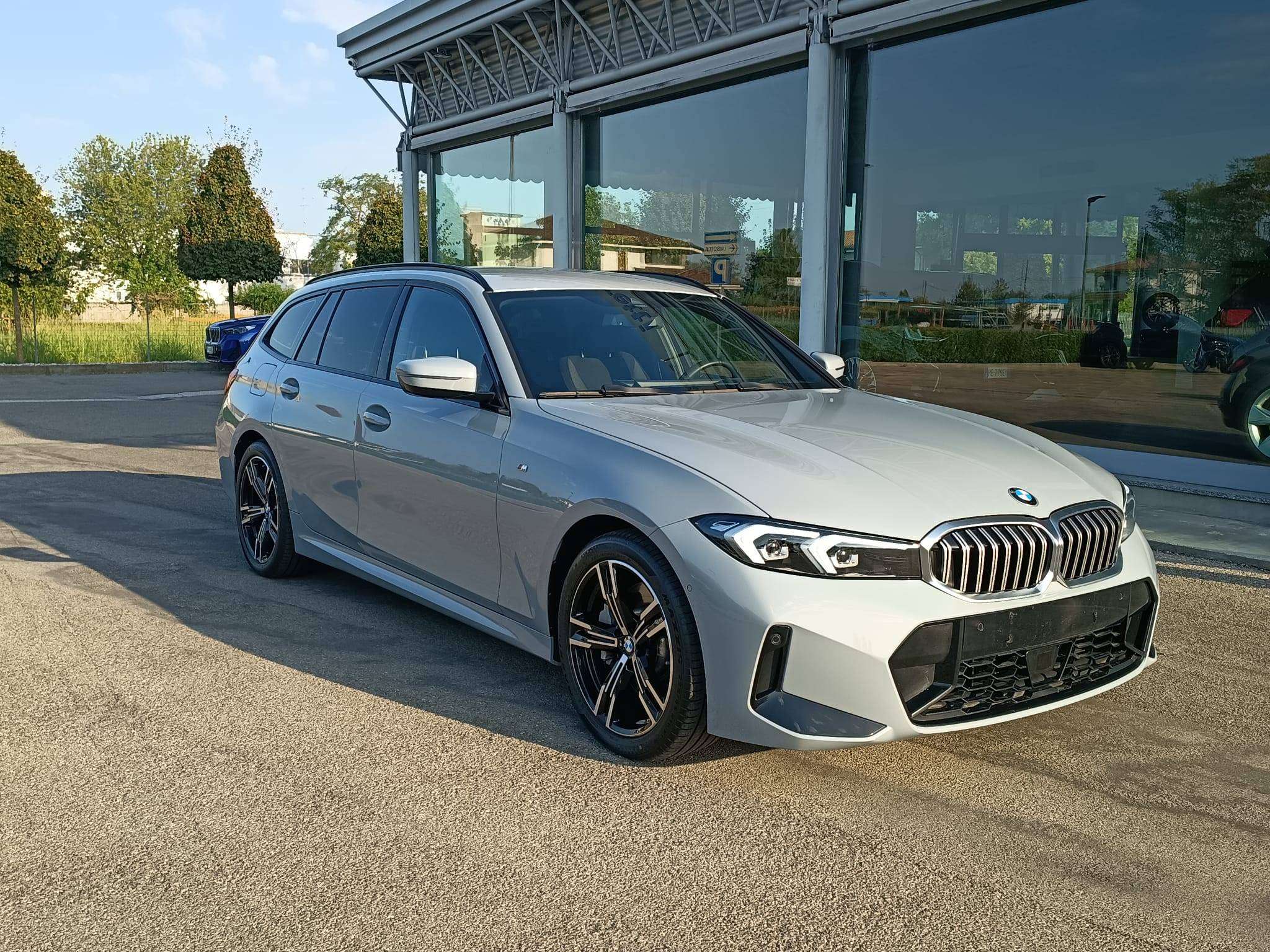 BMW 330