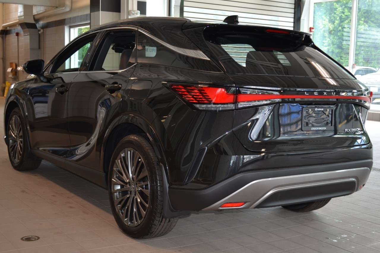 2026 Lexus RX EXECUTIVE — photo 2